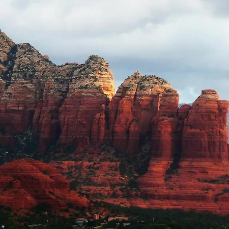 Red Rock Escape - Cozy King Bed Studio & Gardens, Trails, Views, Red Rock Pass Sedona Exterior photo